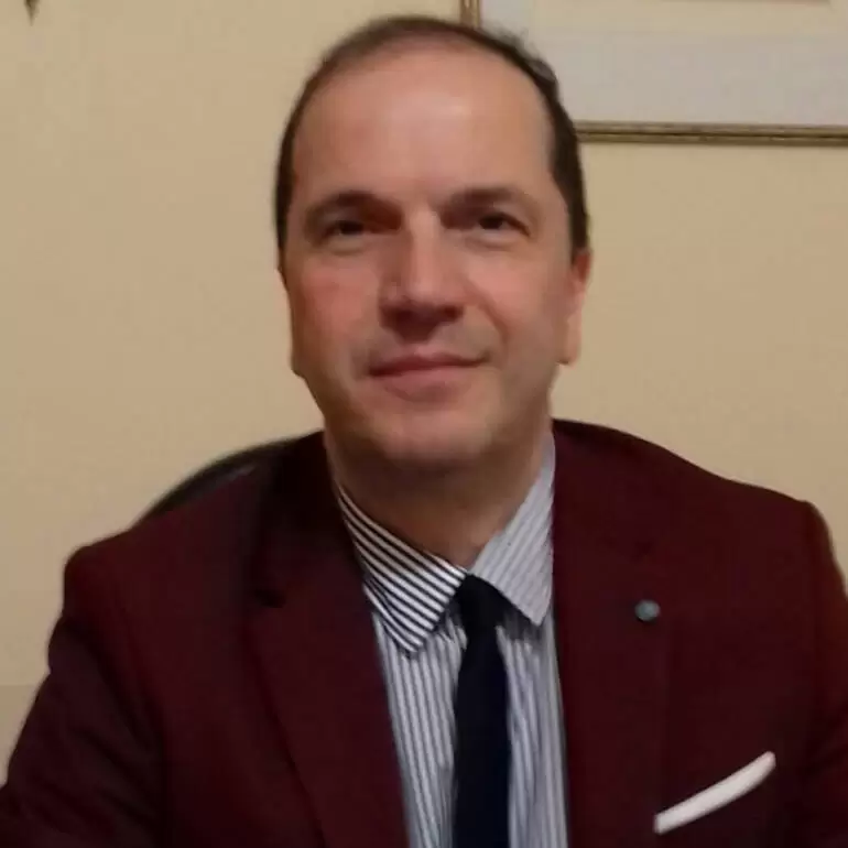 Dr Vincenzo DE SIENA