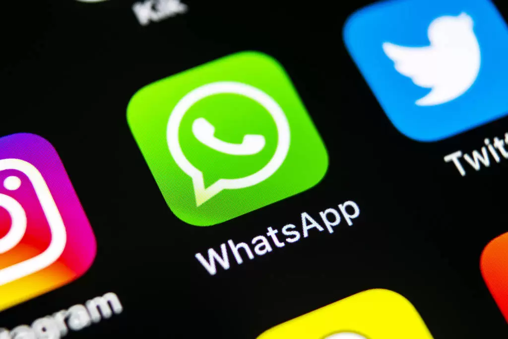 Informazioni e prenotazioni? Scriveteci su WhatsApp